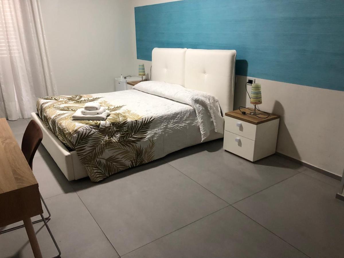 Albergo Piazza Risorgimento Porto Cesareo Exterior foto